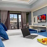 The Lea & Hotel *