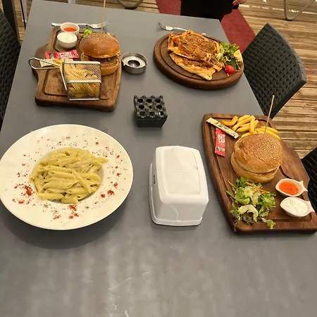The Lea & * ديديم